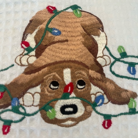 6 Hunt & Gather Christmas Puppy and Lights Tea Towels - Picture 1 of 7